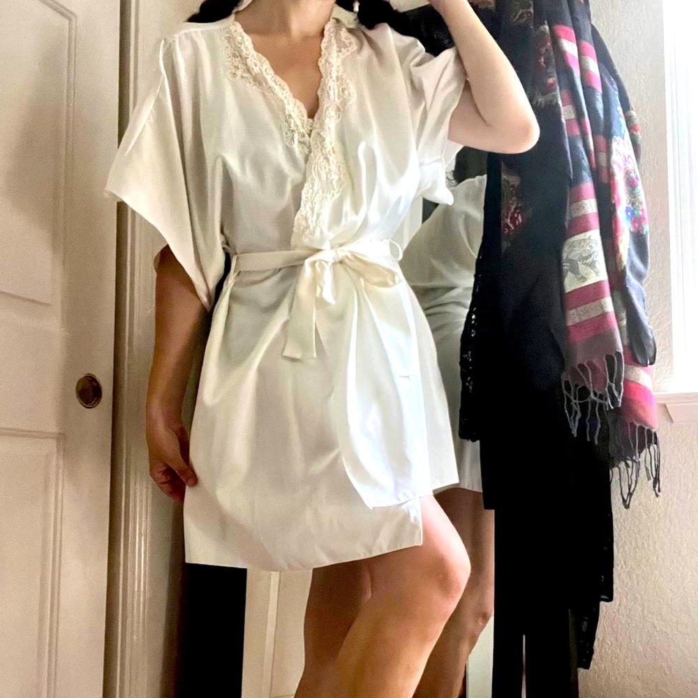 Laura Adams 90s / y2k vintage lingerie robe